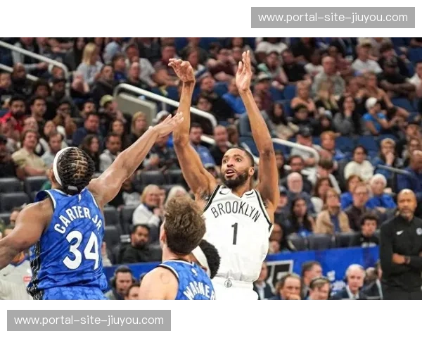 篮网布里奇斯关键时刻命中三分险胜奇才