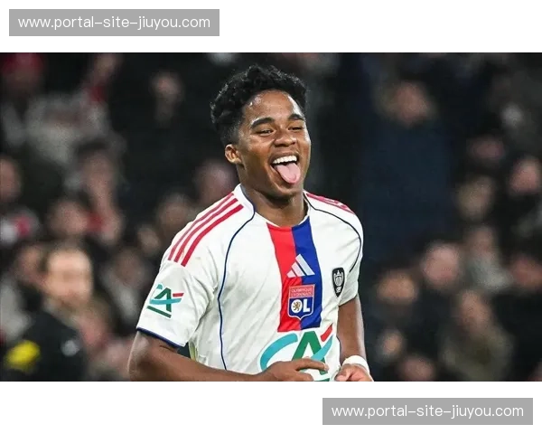 恩德里克荣获法甲1月最佳 里昂租将三场三球融入迅速 恩德里克荣获法甲1月最佳 里昂租将三场三球融入迅速